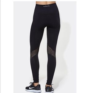 Alala seamless black workout leggings